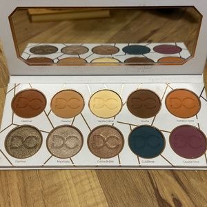 Dominique Cosmetics Eye Shadow Palette